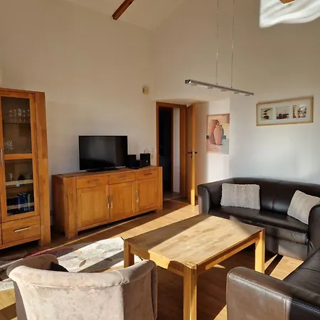 J10 Eingefriedetes In Eckwarderhoerne By Interhome