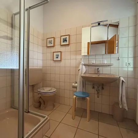 J10 Eingefriedetes In Eckwarderhoerne By Interhome *