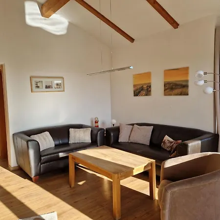 J10 Eingefriedetes In Eckwarderhoerne By Interhome
