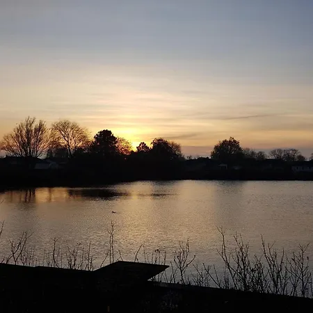 J10 Eingefriedetes In Eckwarderhoerne By Interhome