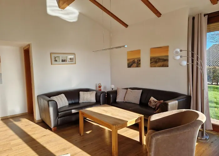 J10 Eingefriedetes In Eckwarderhoerne By Interhome